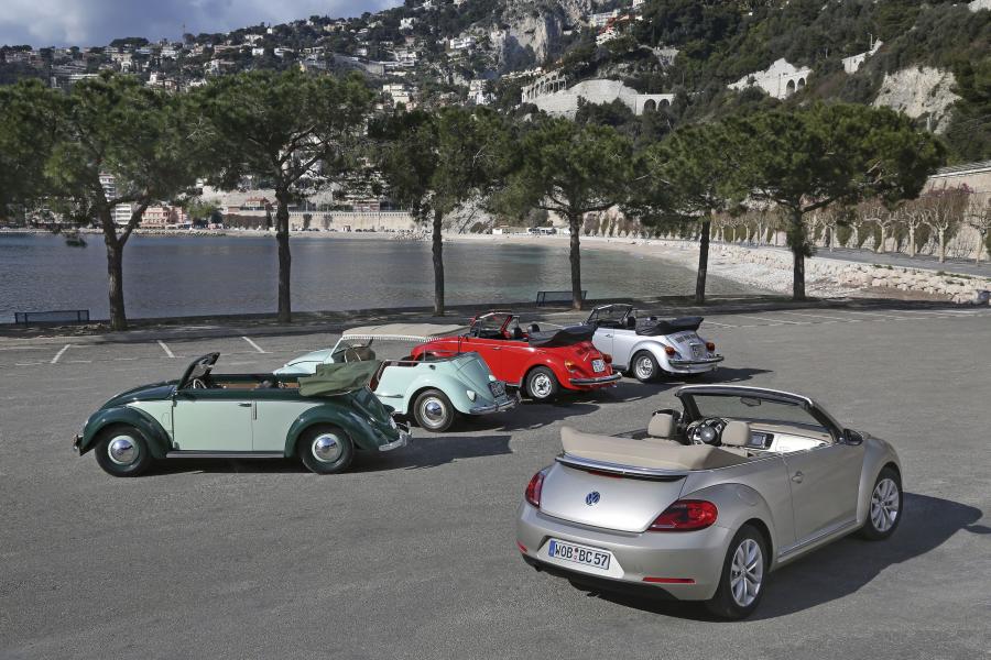  Volkswagen Beetle Cabriolet 2012 года  (фото 70 из 107)